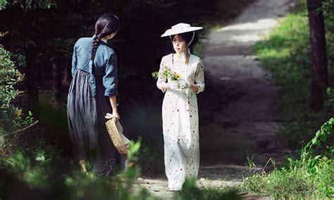 The Handmaiden： A Twisted Tale of Love, Betrayal and Forbidden Desires!